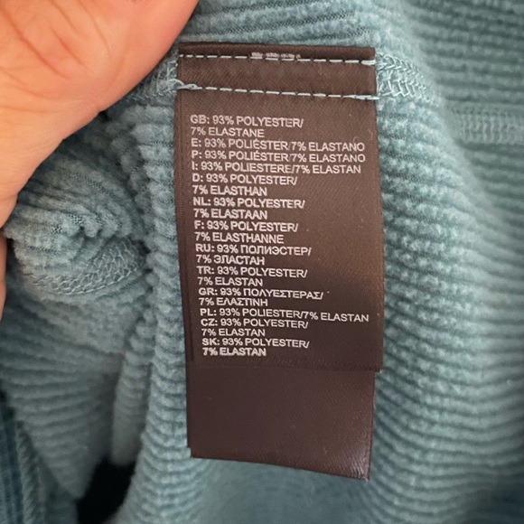 The North Face 1/4 zip • Womens Small - Picture 5 of 6